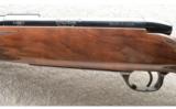 Weatherby Mark V Deluxe .257 Wby Mag Like New in Box - 4 of 9
