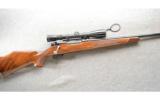 Weatherby Mark V Deluxe From The Custom Shop, .300 Wby Mag With Scope - 1 of 9