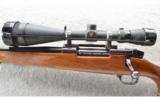 Weatherby Mark V Deluxe Left Handed Rifle in .257 Weatherby with Scope and Dietz Custom Barrel. - 4 of 9
