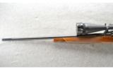 Weatherby Mark V Deluxe Left Handed Rifle in .257 Weatherby with Scope and Dietz Custom Barrel. - 6 of 9
