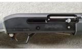 Remington Versa Max 12 GA. Shotgun. As New in Box - 2 of 9