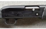 Remington Model V3 12 Gauge Field Sport Semiautomatic Shotgun. - 2 of 9