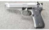 Beretta 92FS INOX in 9MM. Excellent Condition in The Box - 3 of 3