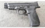 Smith & Wesson M&P 40 Pro Series in Excellent Condition - 3 of 3