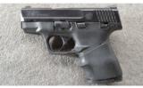 Smith & Wesson M&P 40 Shield in .40 S&W With Extra Mag. - 3 of 3
