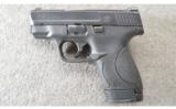Smith & Wesson ~ M&P 40 Shield ~ .40 S&W. - 3 of 3