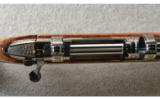 Weatherby ~ Mark V Royal Ultramark ~ .300 Wby Mag - 4 of 9