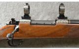Weatherby ~ Mark V Royal Ultramark ~ .300 Wby Mag - 3 of 9