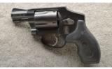 Smith & Wesson ~ 442-2 Airweight ~ .38 Special. - 3 of 3