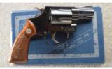 Smith & Wesson ~ Chief's Special Model 36 ~ .38 S&W ~ In The Box - 2 of 5