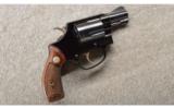 Smith & Wesson ~ 37 Airweight ~ .38 Special ~ In Box - 2 of 4
