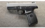Smith & Wesson ~ SW40VE ~ .40 S&W ~ With Case - 3 of 3