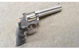 Smith & Wesson ~ 686-6 ~ .357 Mag ~ In Case - 1 of 3