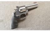 Smith & Wesson ~ 686-5 ~ .357 Mag - 1 of 3