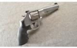 Smith & Wesson ~ 986 Pro Series ~ 9MM ~ In Case - 1 of 3