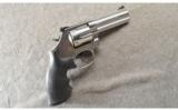 Smith & Wesson ~ 686-6 ~ .357 Mag ~ In Case - 1 of 3