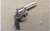 Smith & Wesson ~ 686-6 4 Inch ~ .357 Mag - 1 of 3