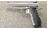 Dan Wesson ~ Valor Stainless ~ .45 ACP - 3 of 3