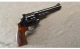 Smith & Wesson ~ 29-10 ~ .44 Mag ~ As New In Case - 1 of 4