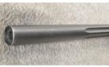 Weatherby ~ Mark V Ultralight ~ .257 Wby Mag - 6 of 9