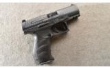 Walther ~ PPQ ~ 9mm ~ With Case - 1 of 3