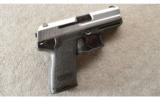 H&K ~ USP Compact 40 ~ .40 S&W - 1 of 3
