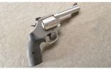 Smith & Wesson ~ 69 Combat Magnum ~ .44 Mag - 1 of 3