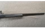 Weatherby ~ Mark V Synthetic Fluted ~ .300 Win Mag - 4 of 9