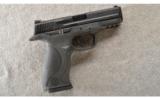 Smith & Wesson ~ M&P 40 ~ .40 S&W ~ In Case - 1 of 2
