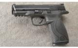 Smith & Wesson ~ M&P 40 ~ .40 S&W ~ In Case - 2 of 2