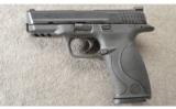 Smith & Wesson ~ M&P 40 ~ .40 S&W ~ In Case - 2 of 2