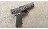 Glock ~ Model 21 Gen 4 ~ .45 ACP ~ As new in case. - 1 of 3