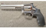 Smith & Wesson ~ 686-6 ~ .357 Magnum ~ Like New - 4 of 4