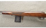 Weatherby ~ Mark V Bronze Sporter ~ 300 Winchester Magnum - 8 of 10