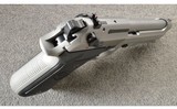 Beretta ~ 92FS ~ M9A1 ~ Compact ~ Inox ~ 9 MM ~ Unfired - 4 of 4