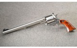 Ruger ~ New Model Super Blackhawk ~ .44 Remington magnum ~ 2014 Production - 2 of 7