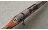 Weatherby ~ Mark V Bronze Sporter ~ 300 Winchester Magnum - 6 of 11