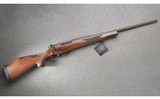 Weatherby ~ Mark V Bronze Sporter ~ 300 Winchester Magnum - 1 of 11