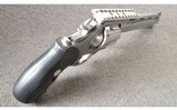 Colt ~ Anaconda ~ .44 Magnum - 4 of 7