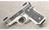 Kimber ~ Micro 9 ~ Rapide (Black Ice) ~ 9 MM - 2 of 7