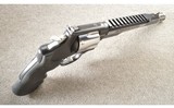 Smith & Wesson ~ 629-7 ~ Performance Center ~ Hunter ~ .44 Magnum - 4 of 8