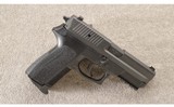 Sig Sauer ~ SP2022 ~ 40 S&W