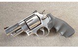 Smith & Wesson ~ 629-6 ~ 44 Magnum - 2 of 3