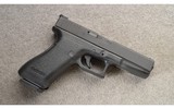 Glock ~ 17 ~ Gen 2 ~ 9 MM