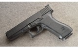 Glock ~ 17 ~ Gen 2 ~ 9 MM - 2 of 3