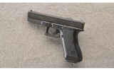 Glock ~ 17 ~ 9mm Luger - 2 of 2