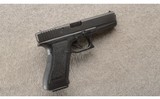 Glock ~ 17 ~ 9mm Luger - 1 of 2