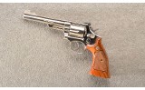 Smith & Wesson ~ 19-5 ~ .357 Magnum - 1 of 1