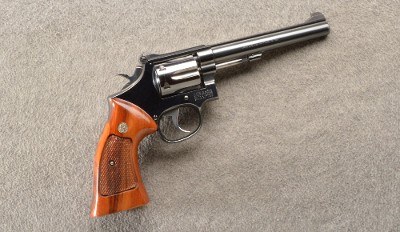 Smith & Wesson ~ 17-4 ~ .22LR