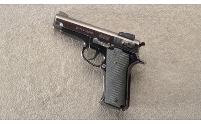 Smith & Wesson ~ 459 ~ 9 mm Luger